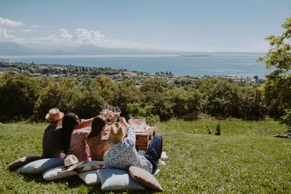 Outdoor picnic in a wine resort at Lake Garda 8